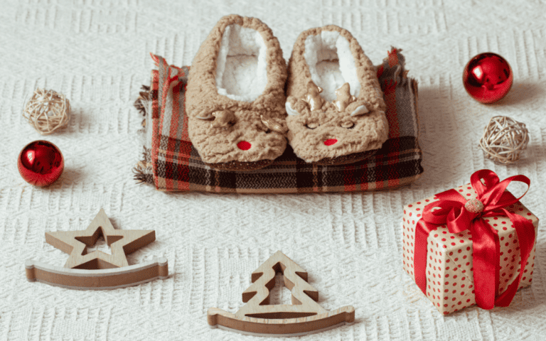 christmas gifts ideas - 10 Small Christmas Gifts Guaranteed to Delight